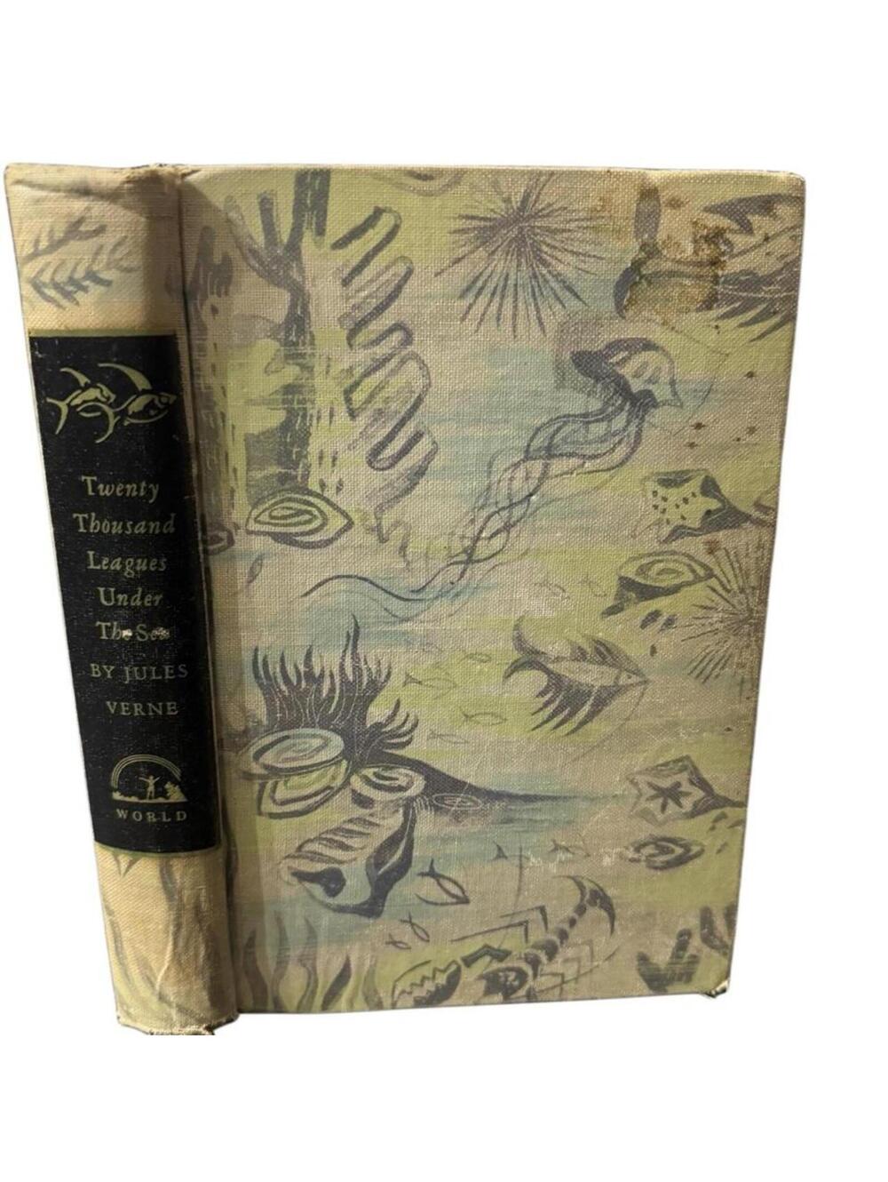 Vintage 1946 Jules Verne Twenty Thousand Leagues Under The Sea hardcover book